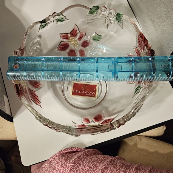 Mikasa Christmas Poinsettia Glass Bowl - Picture 5 of 5